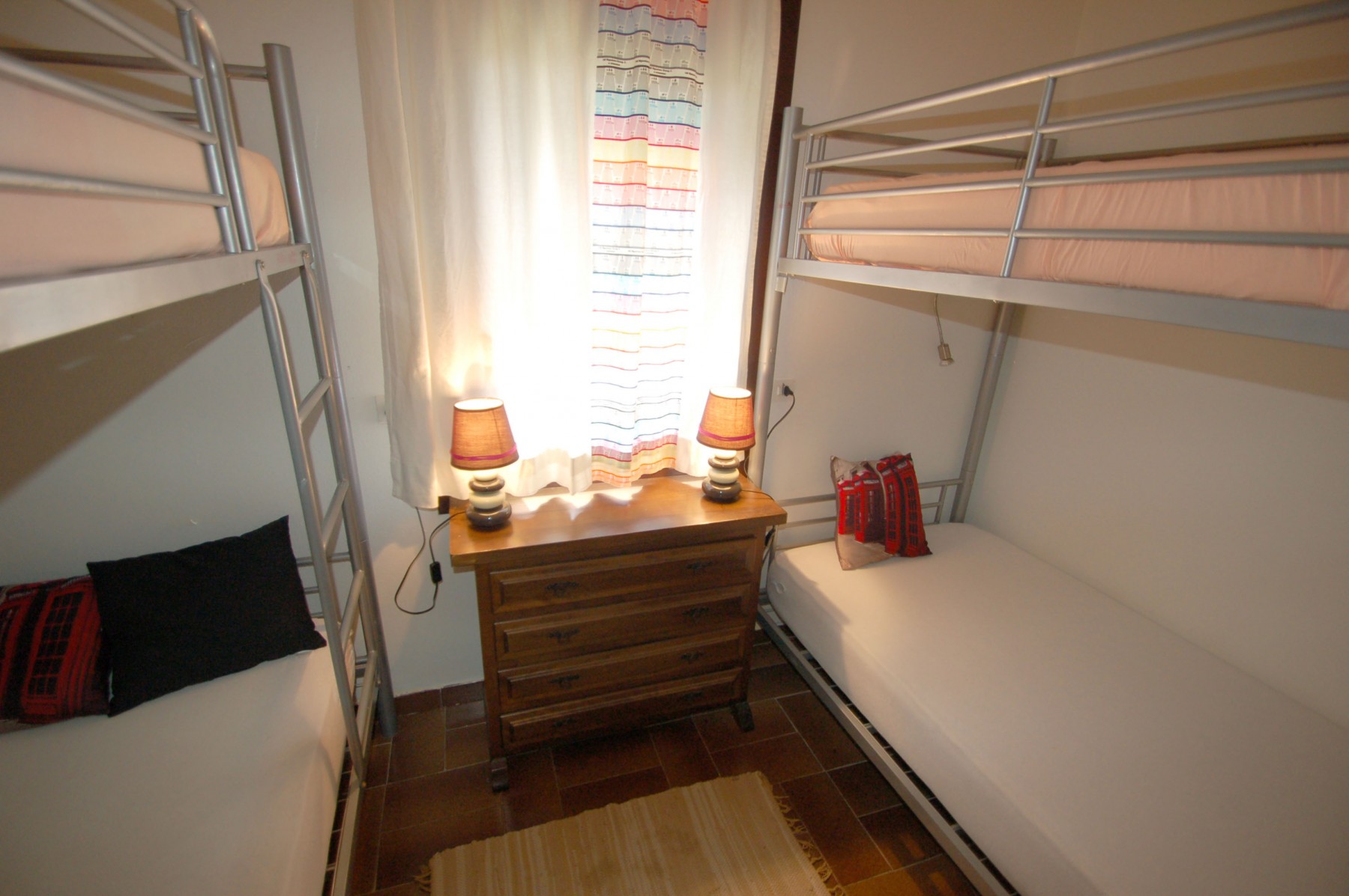 Download Les cortines de dutxa casa a la platja Desktop Wallpaper Les Cortines De Dutxa Casa A La Platja